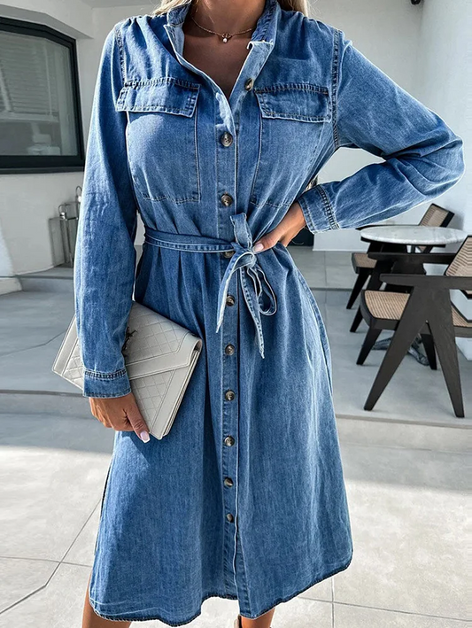 Isabella - Snygg Denim Midi Klänning